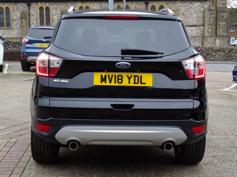 FORD KUGA