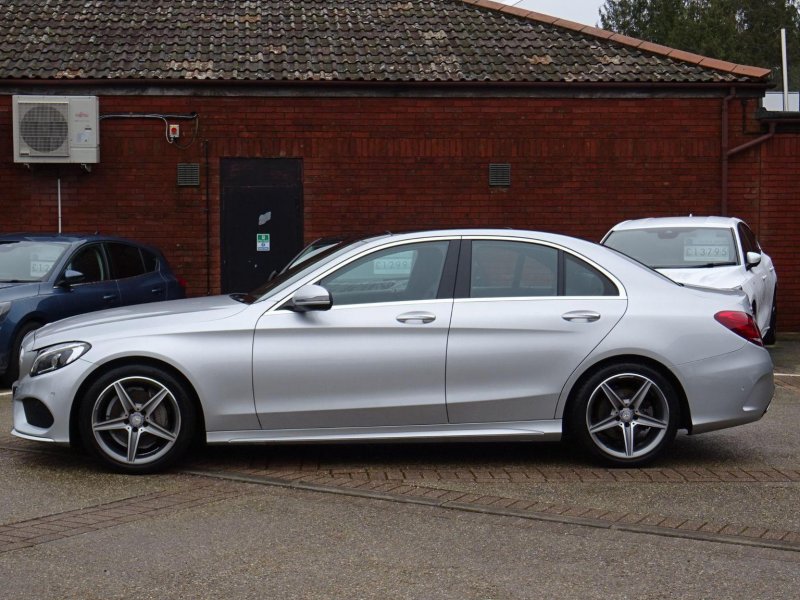 MERCEDES-BENZ C CLASS