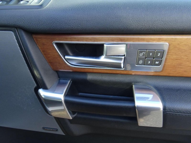 LAND ROVER DISCOVERY 4