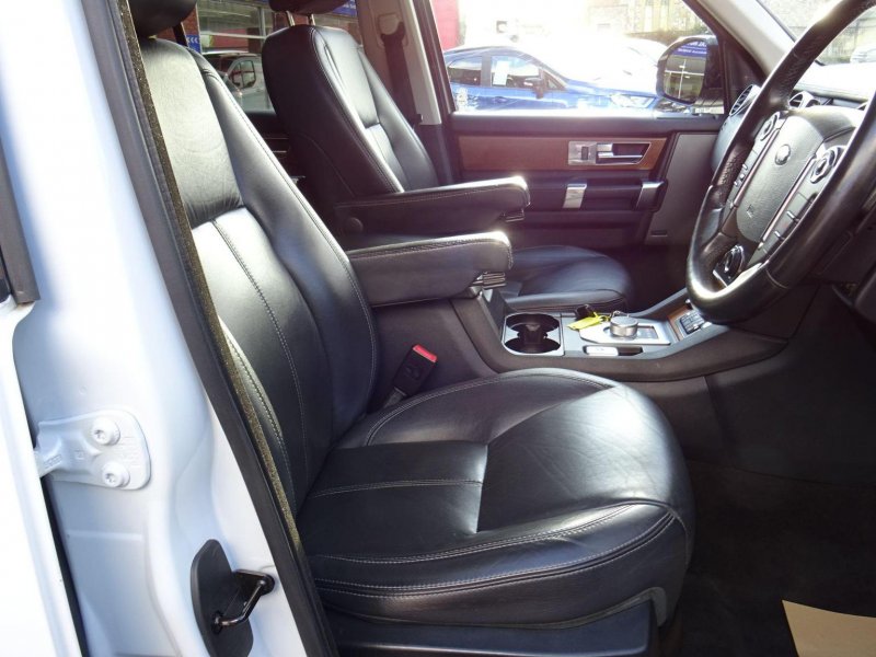 LAND ROVER DISCOVERY 4