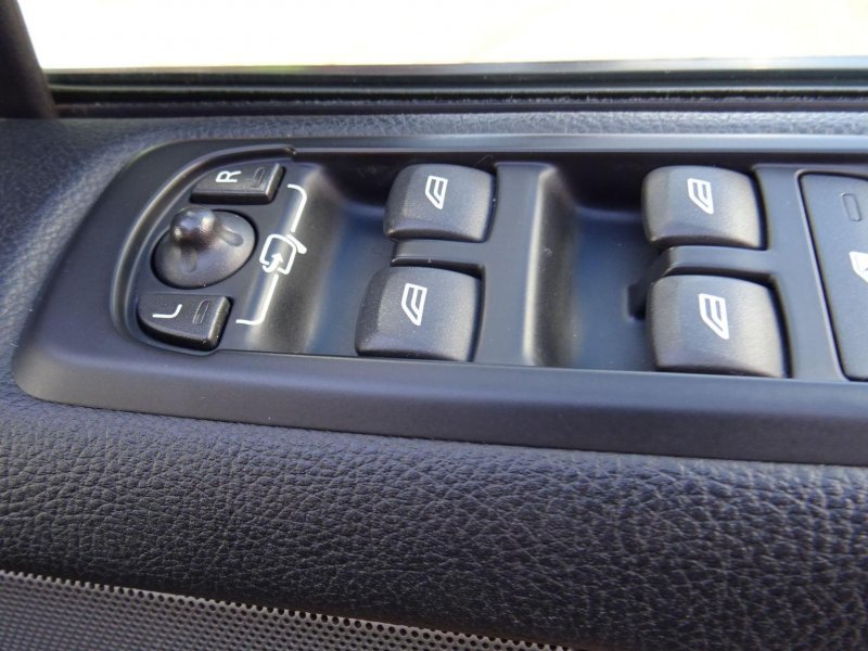 LAND ROVER DISCOVERY 4