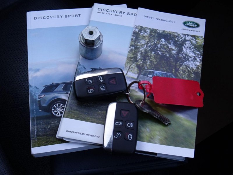 LAND ROVER DISCOVERY SPORT