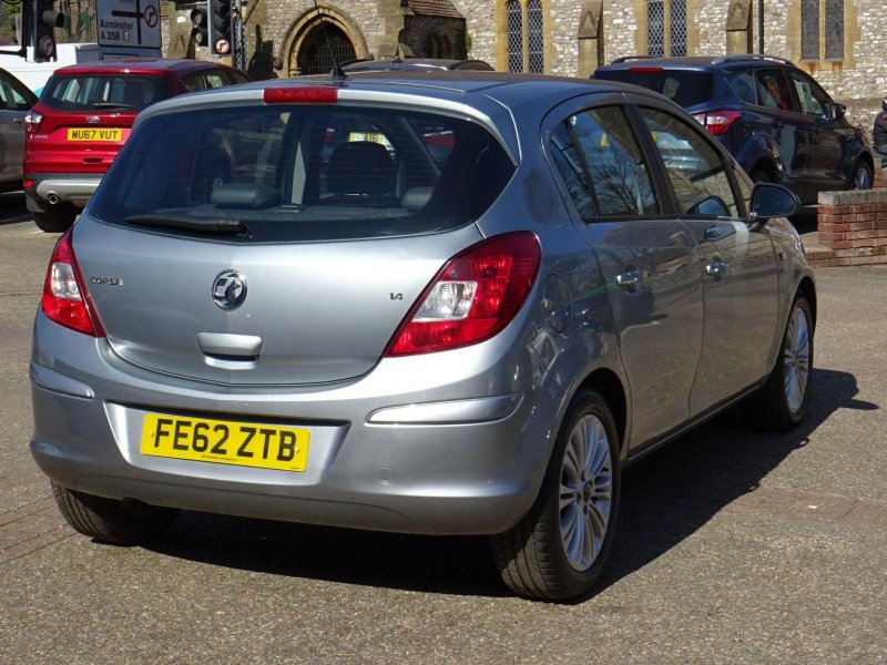 VAUXHALL CORSA