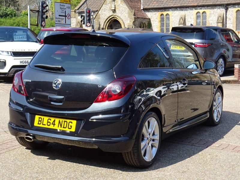 VAUXHALL CORSA