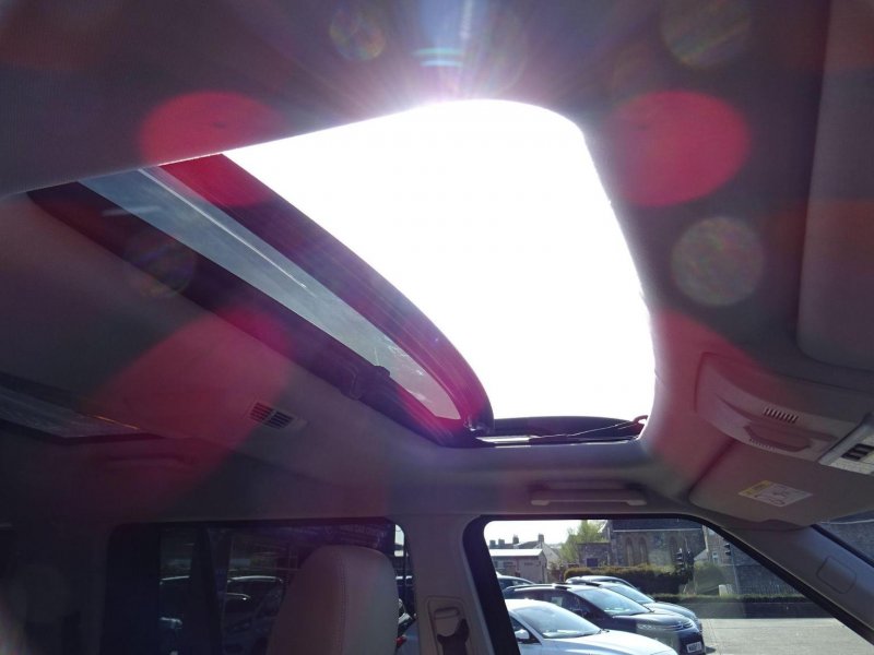 LAND ROVER DISCOVERY 4