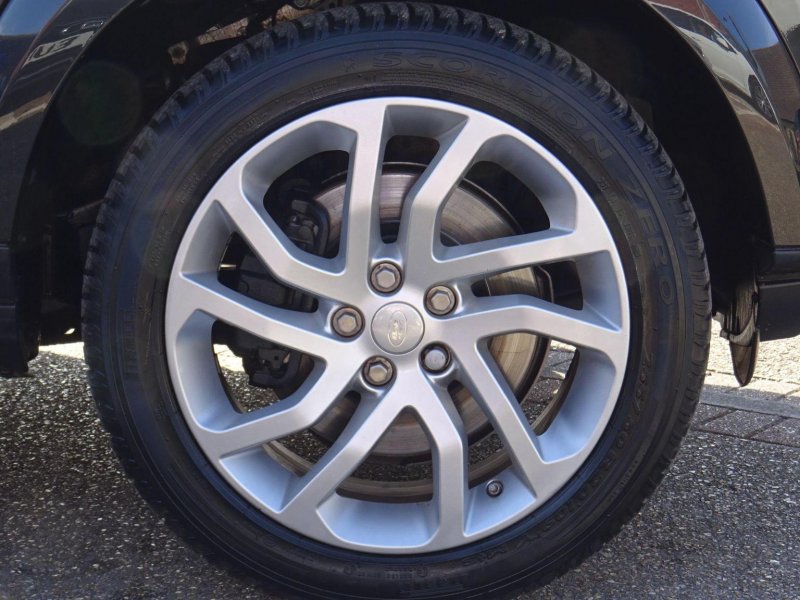 LAND ROVER DISCOVERY 4