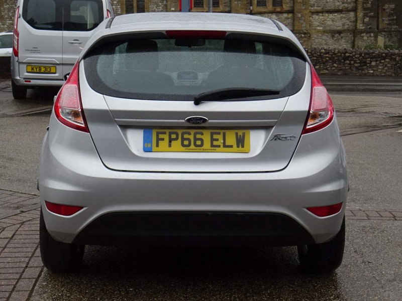 FORD FIESTA